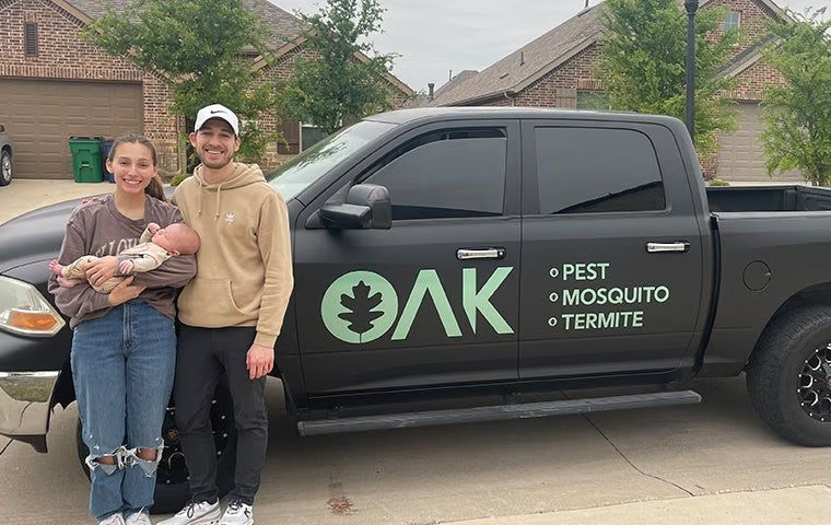 Family photo for Oak Pest Control